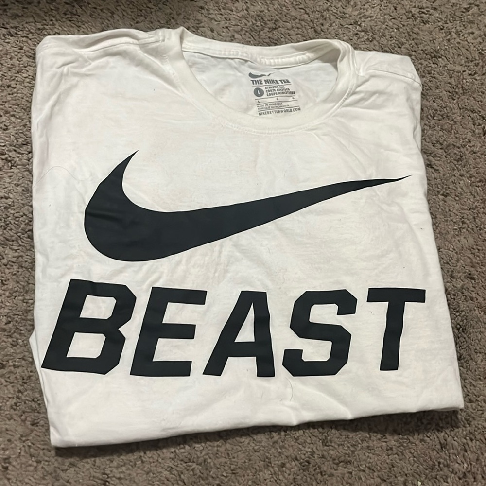 Nike graphic tee